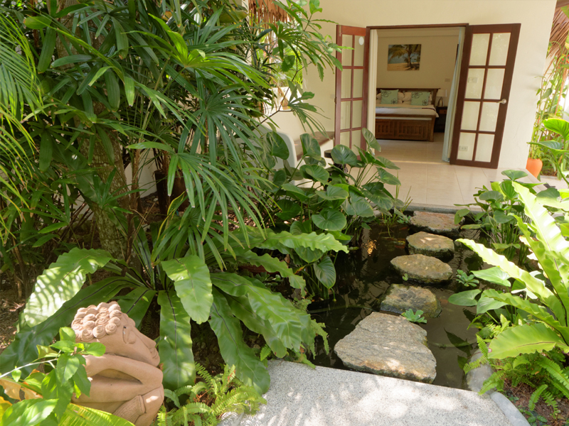 Pool Deluxe Room